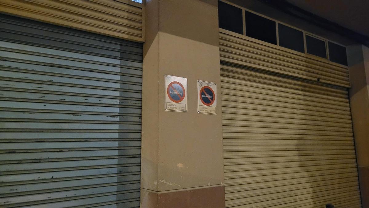 Uns accessos de garatge a Berga coberts amb gual