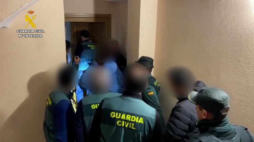 Detenidos en León dos murcianos por el robo de varias gasolineras