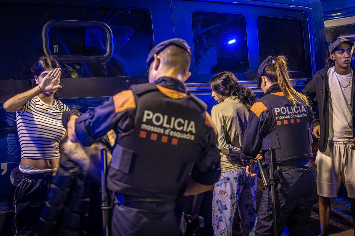 El dispositivo de seguridad durante la noche de fiestas de La Mercè.