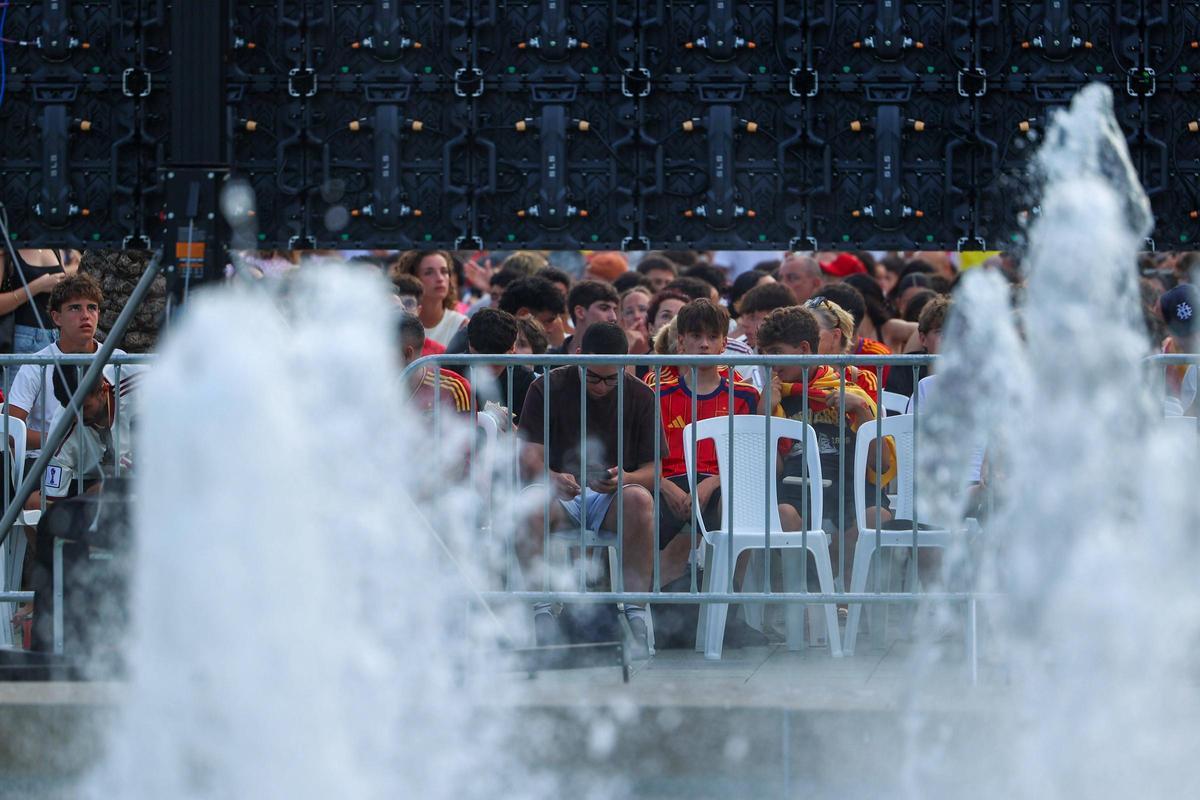 Galería: el ambiente del público durante la semifinal del Mundial entre España y Francia