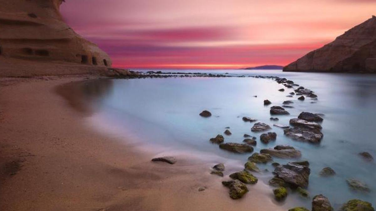No es Capadocia, es Murcia la impresionante playa de la Región que vuelve locos a los amantes del paisaje