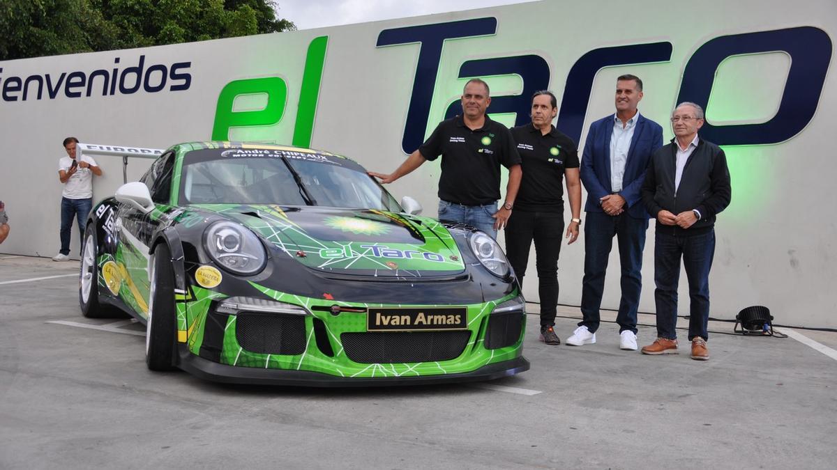 Iván Armas luce en el Porsche 911-991 GT3, los colores del patrocinador BP El Taro.