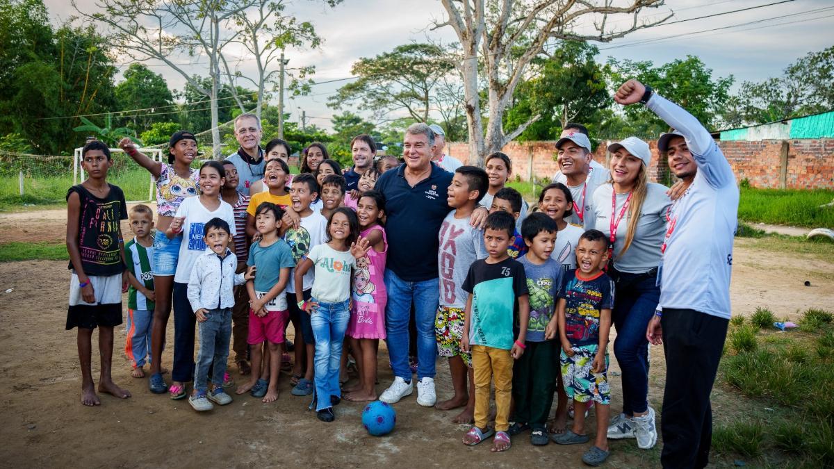 Laporta visita el programa de Fundación Barcelona en la frontera colombo-venezolana