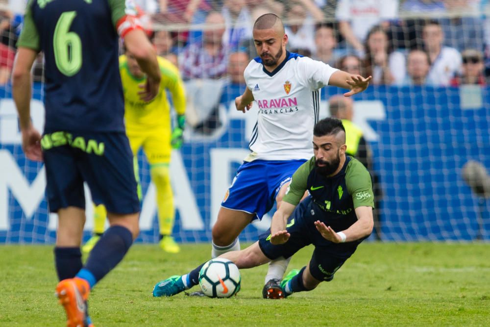 El partido entre el Zaragoza y el Sporting, en imágenes