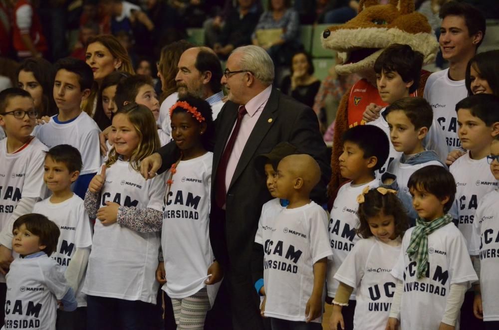 Partido entre el Murcia y el Cai Zaragoza