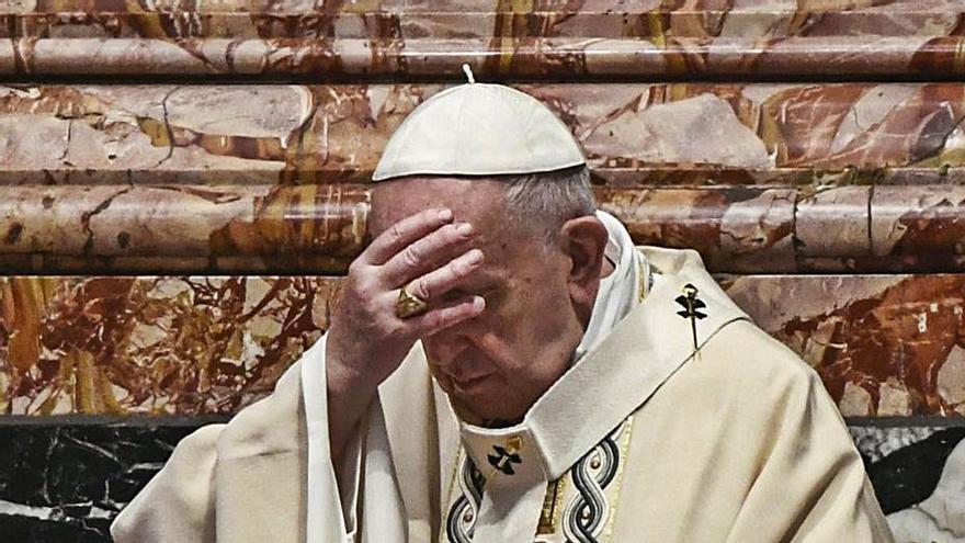 El Papa, ayer en la Basílica de San Pedro.   | // FILIPPO MONTEFORTE