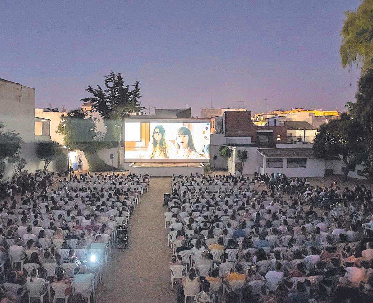 Cine al aire libre