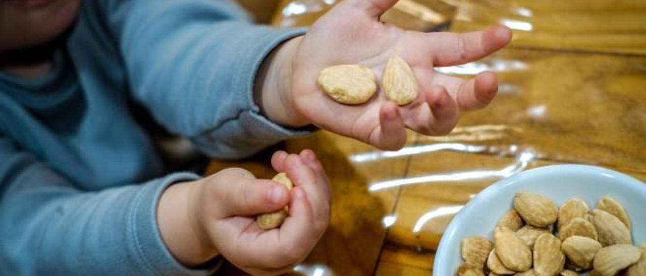 La ingesta de frutos secos puede resultar muy peligrosa en niños menores de cinco años.