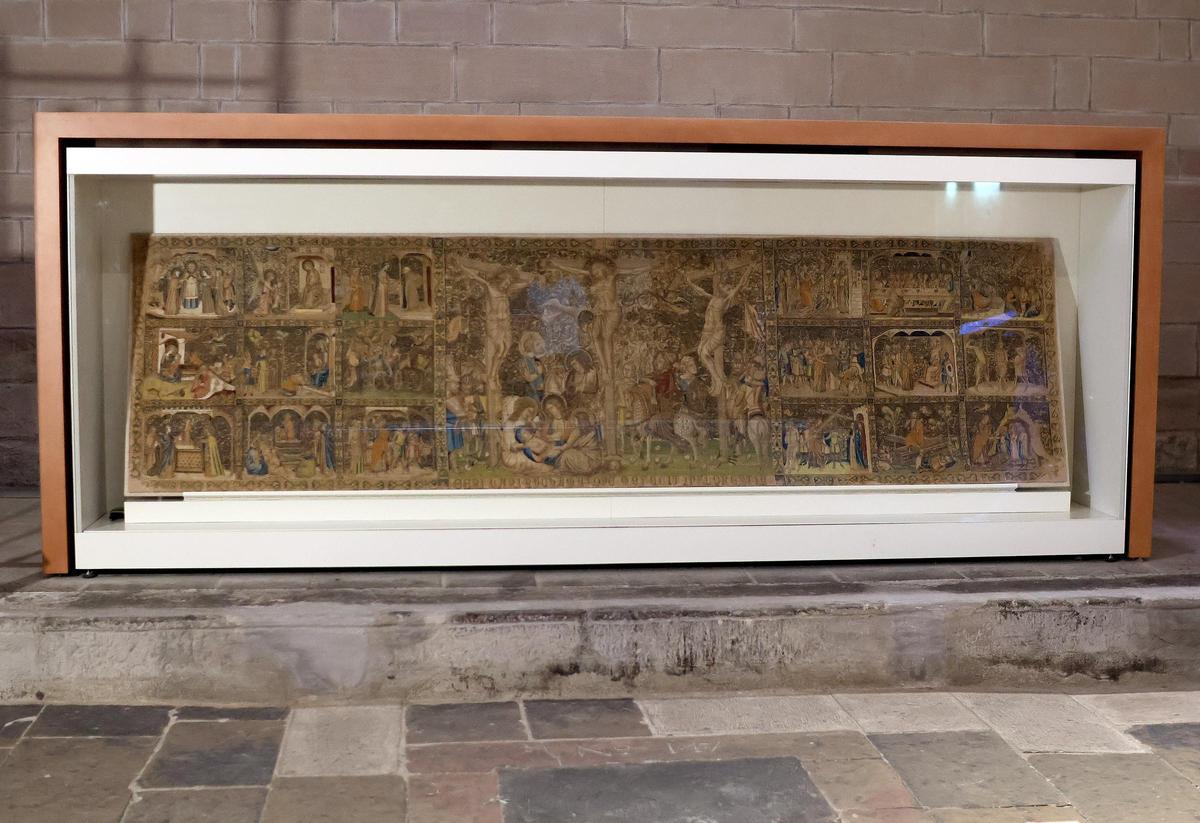 El trasllat del Frontal Florentí de la Seu a Madrid, en fotos