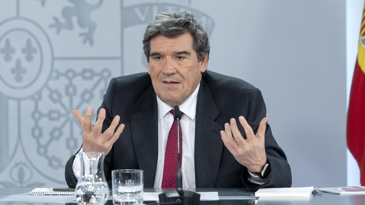 El ministro de Transformación Digital y Función Pública, José Luis Escrivá, durante una rueda de prensa.