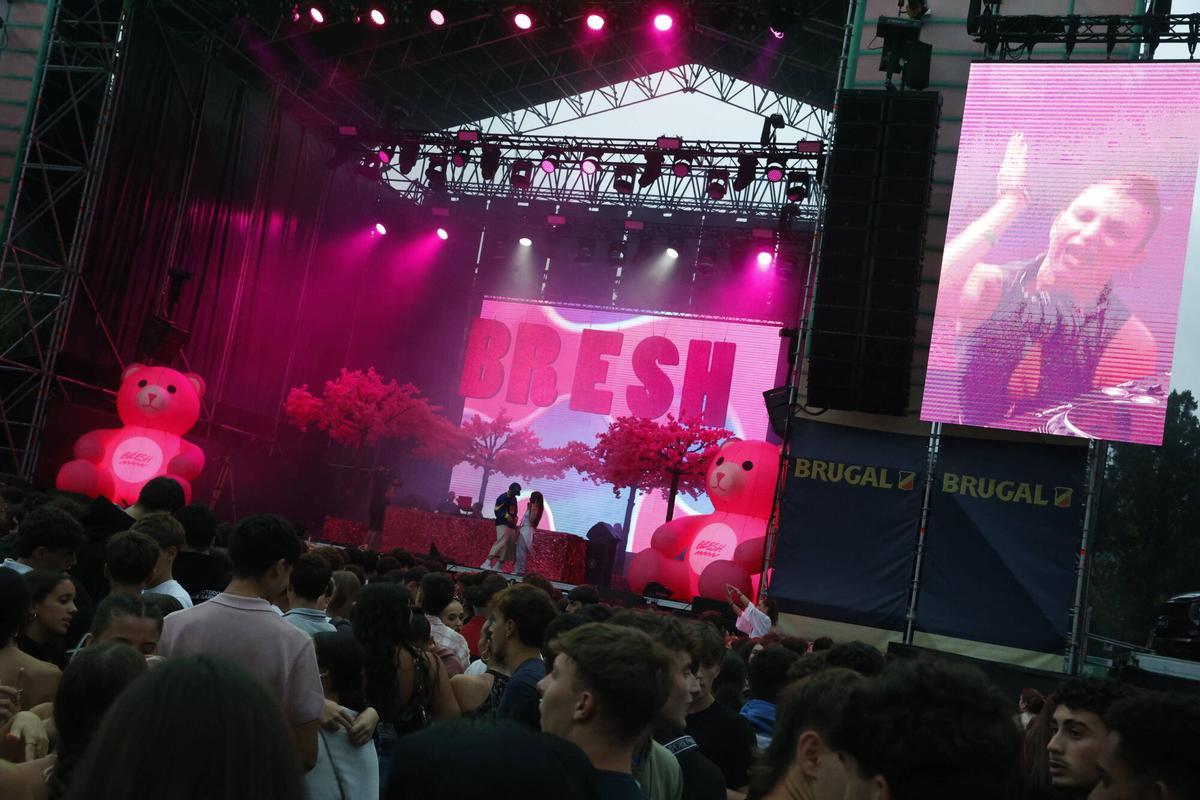 El ritmo de Bresh conquista la tercera noche de Metrópoli en Gijón: "Esto es un fiestón" (en imágenes)