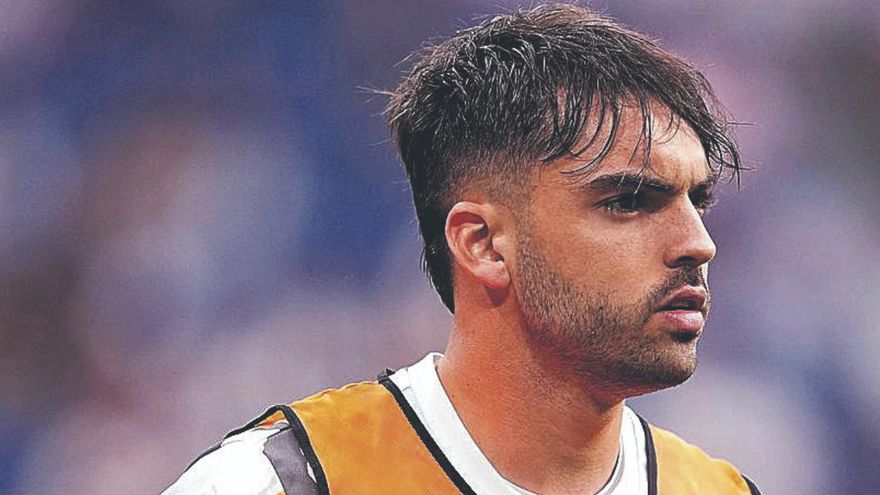 Las víctimas piden cuatro años de cárcel para el futbolista grancanario Raúl Asencio y 58.000 euros de indemnización por la difusión de vídeos sexuales