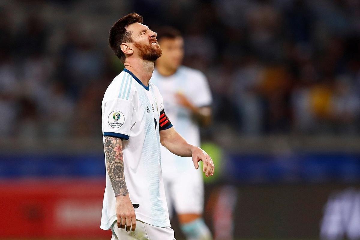 CAF0978  BELO HORIZONTE  BRASIL   20 06 2019 - Lionel Messi de Argentina durante el partido Argentina-Paraguay del Grupo B de la Copa America de Futbol 2019  en el Estadio Mineir o de Bello Horizonte  Brasil  hoy 19 de junio de 2019  EFE Yuri Edmundo