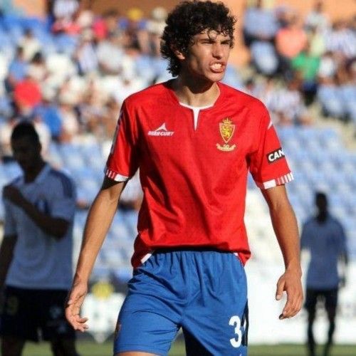 Jesús Vallejo ha sido contratado por el Madrid, aunque seguirá cedido en el Zaragoza un año.