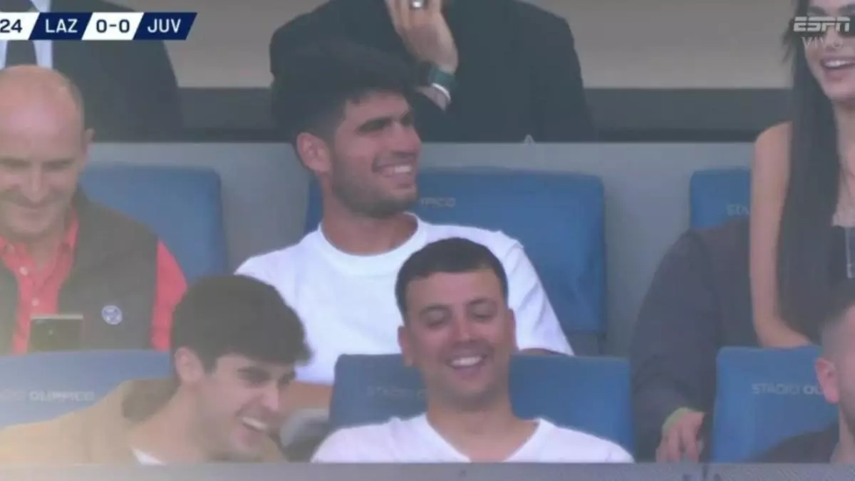 ?Por qu谷 estuvo Alcaraz en el Lazio-Juve? Un ex del Bar?a, la clave