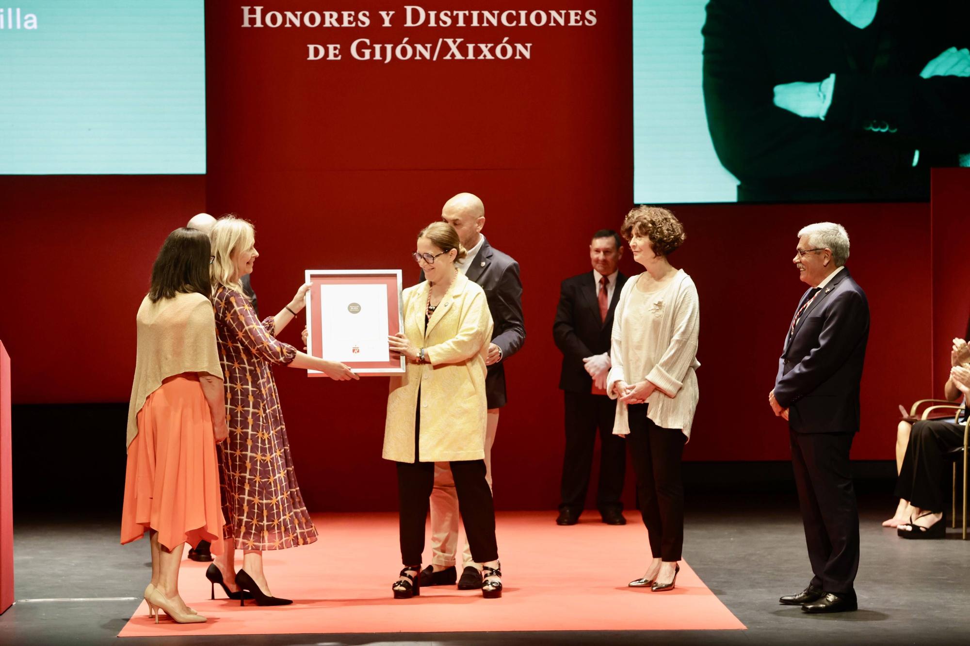 Entrega de las medallas de la ciudad de Gijón