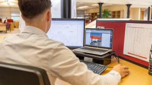 Nueva oferta de empleo en Barcelona: sueldos de más de 4.000 euros y horario flexible