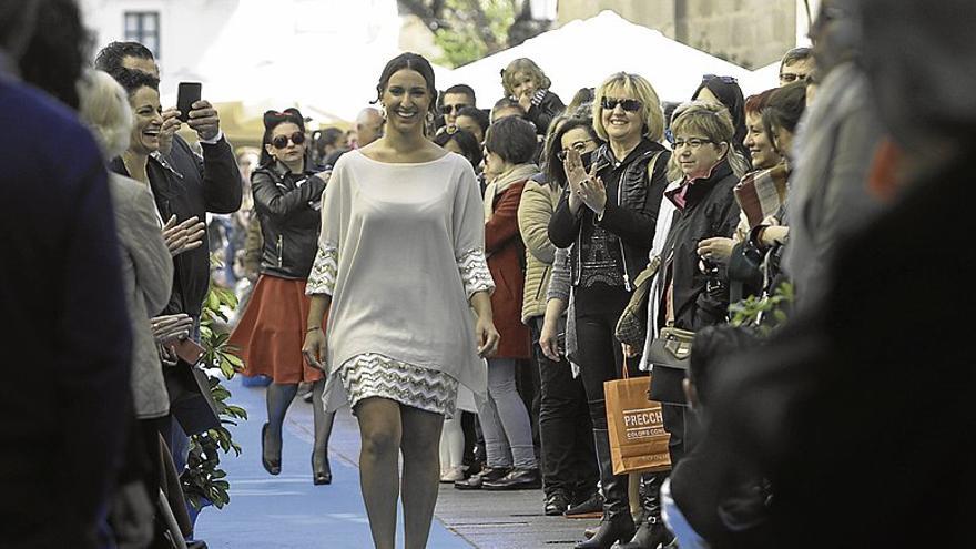 Desfile de moda para mostrar las nuevas tendencias en San Pedro