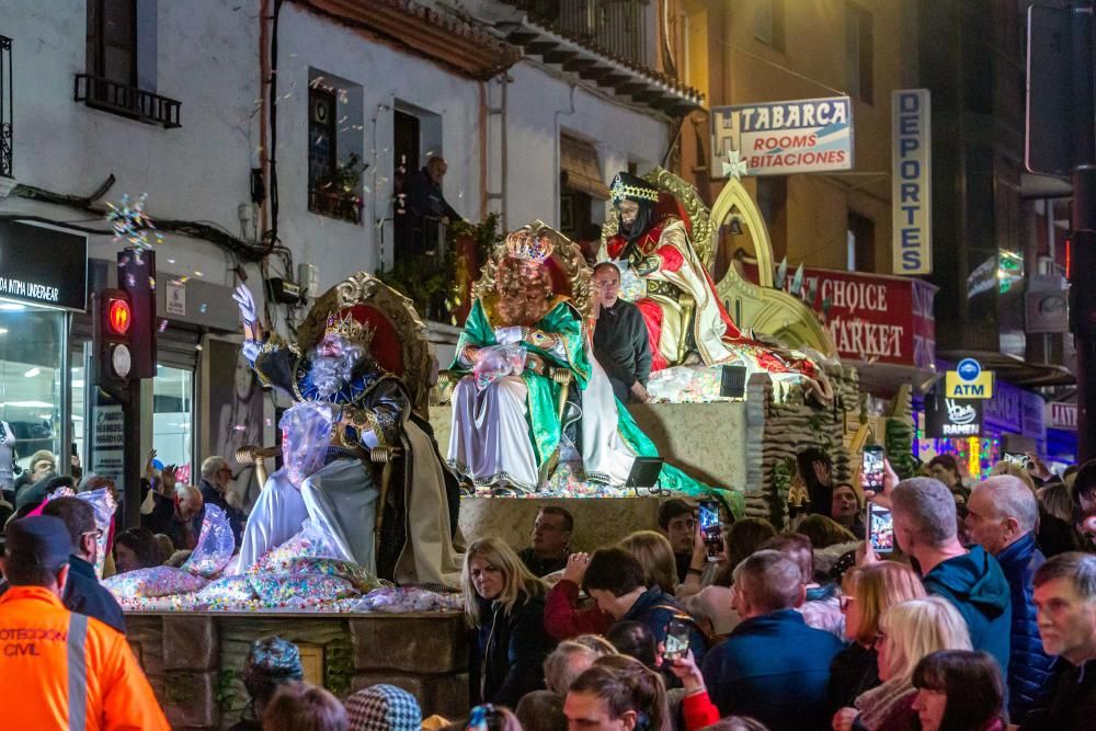 Así fue la cabalgata de Reyes en Benidorm