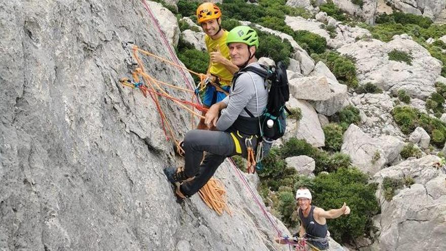 Fernando Simón &quot;sufre&quot; con los hermanos Pou en Mallorca