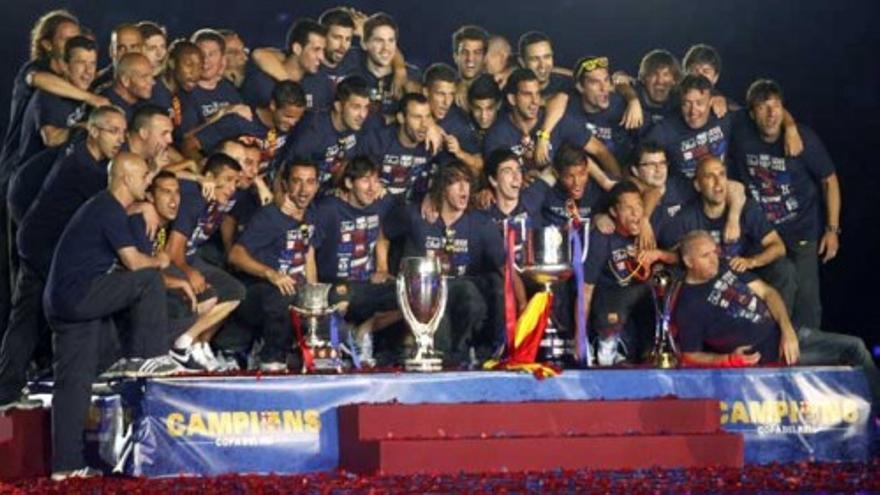 El Barça ofrece la Copa del Rey a su afición