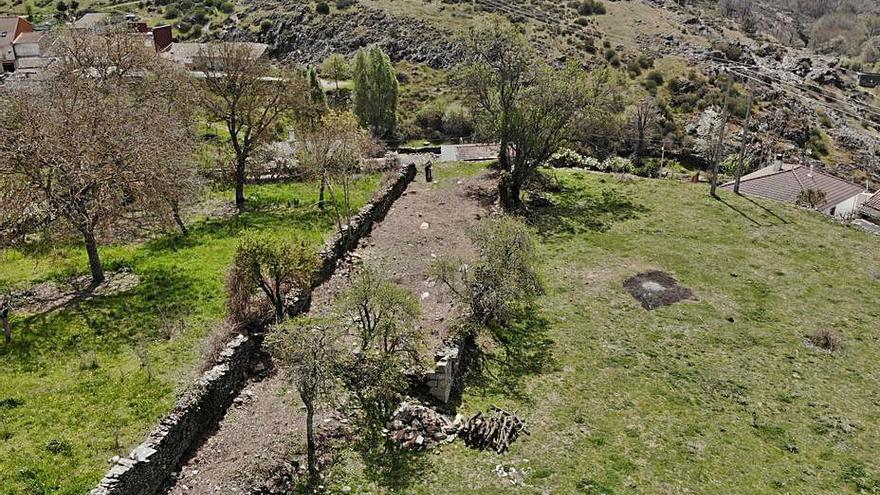 Terrenos del antiguo cementerio donde se ubicaría el jardín. | Ch. S.