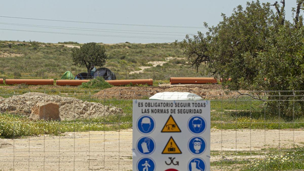 Imagen de la zona, donde las obras llevan paralizadas desde 2022 por problemas de las empresas
