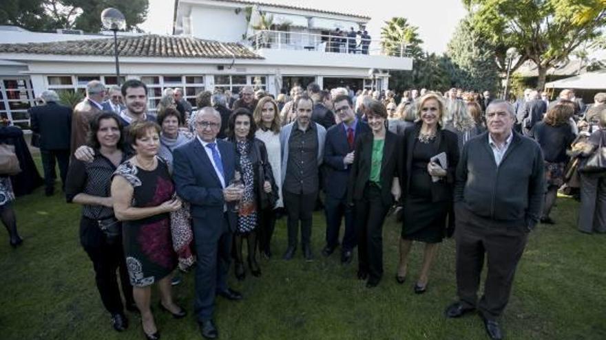 Homenaje a 44 años de trabajo  en Educación