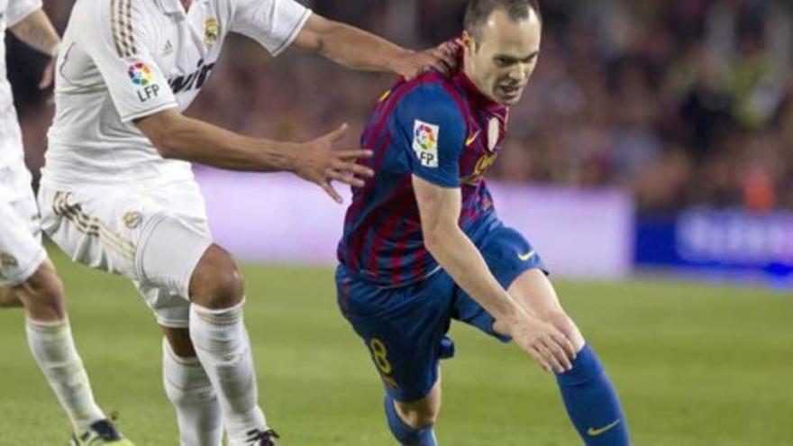 Iniesta: &quot;Lo tenemos muy complicado&quot;