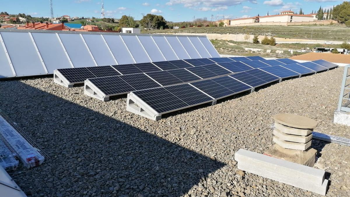 La Universidad de Zaragoza ya instaló paneles fotovoltaicos a mediados de 2021.