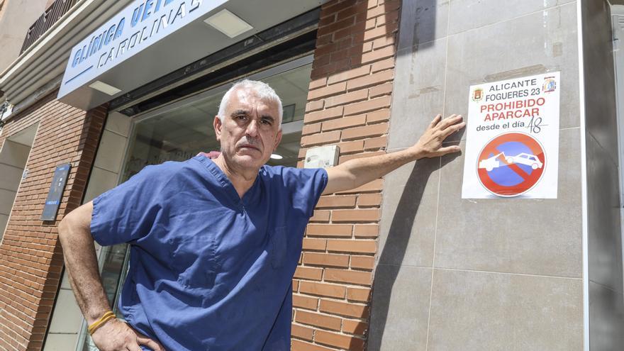 Una clínica veterinaria, afectada por una nueva barraca en las Hogueras de Alicante