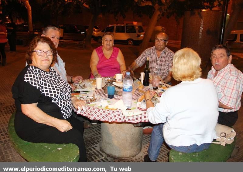 GALERÍA DE FOTOS -- Fiestas en los barrios de Vila-real