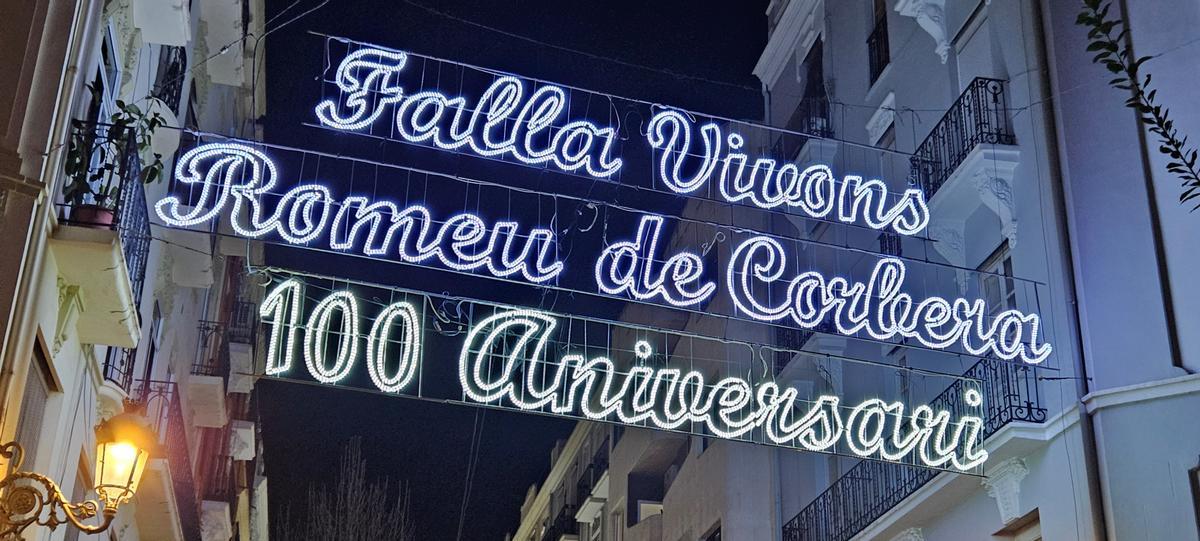 La comitiva finalizará en Vivons, con su portada conmemorativa del centenario