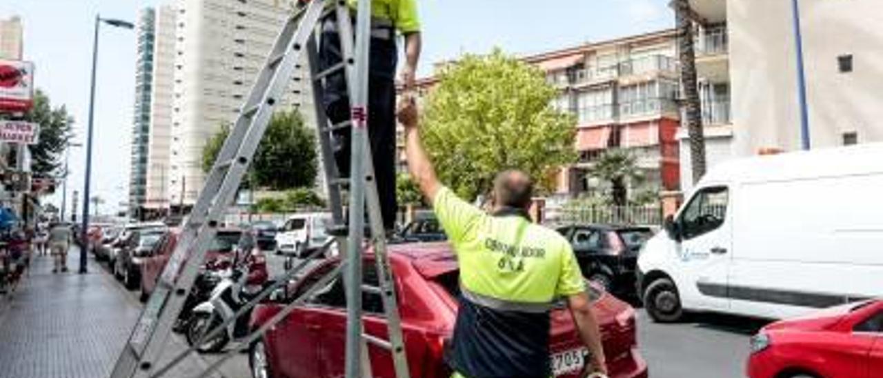 Benidorm incorpora desde mañana más de mil plazas de aparcamiento a la zona azul