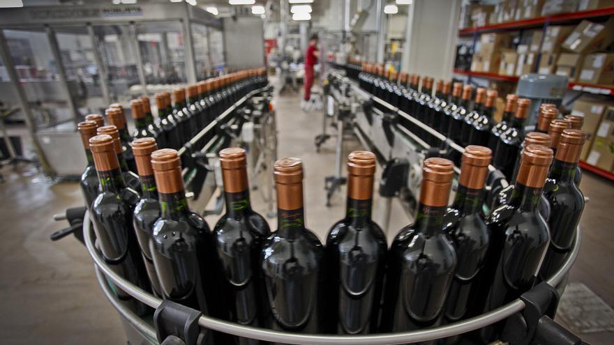 La recuperación de la hostelería lleva al vino de Alicante a ventas prepandemia con hasta 11,9 millones de botellas