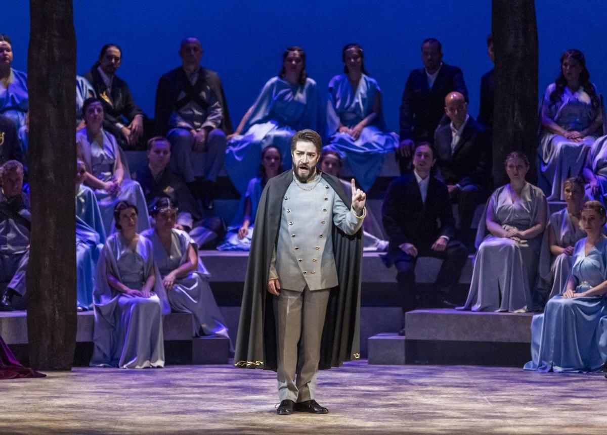 Representación de "Lohengrin", de Richard Wagner, en el teatro Campoamor, durante la pasada Temporada de Ópera de Oviedo.