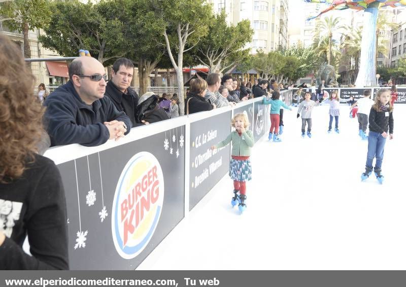 Galería de fotos --  Castellón sobre hielo en Navidad