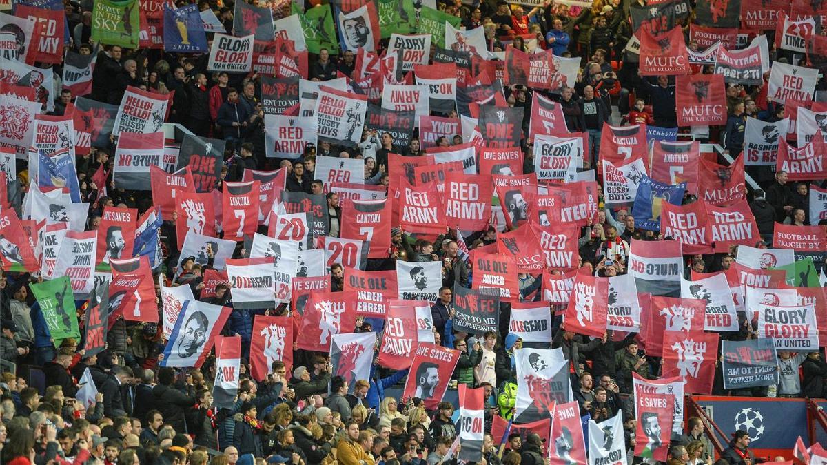 Los aficionados del United, indignados con los propietarios del club