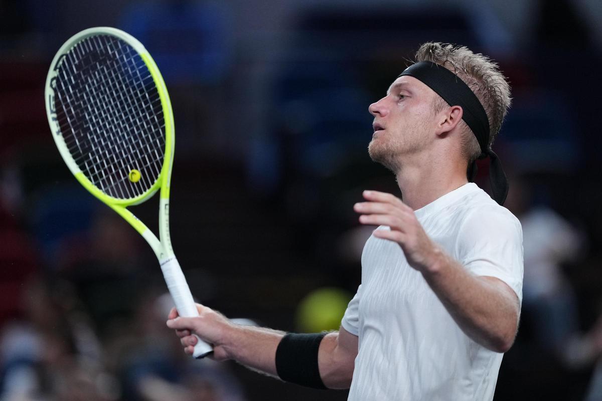 Davidovich cayó en tercera ronda del Masters 1000 de Shangái.