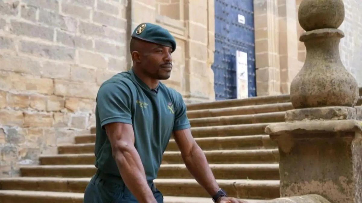 Jean Paul, guardia civil recién salido de la Academia de Baeza.