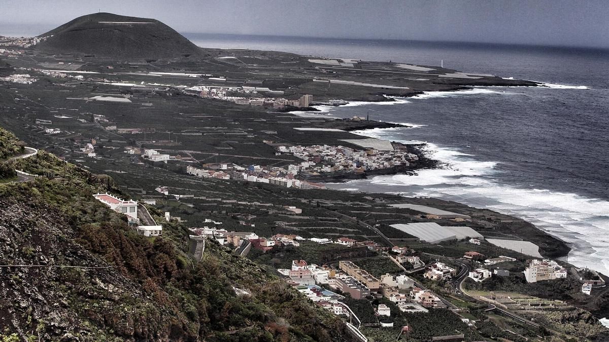 La costa del municipio de Los Silos y de Buenavista del Norte, desde Garachico.