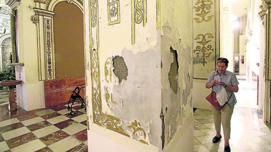 La Junta investiga el fuerte deterioro de la iglesia de San Agustín por humedades