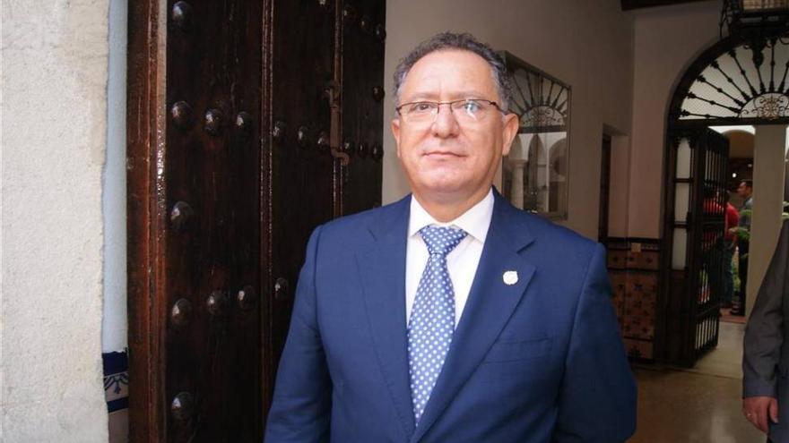 Rafael Ramírez preside la Archicofradía de Araceli