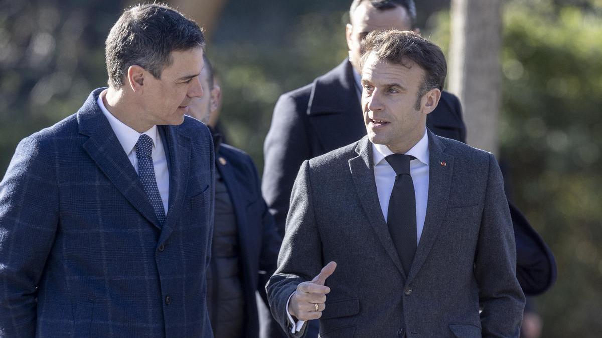 Pedro Sánchez y Emmanuel Macron.