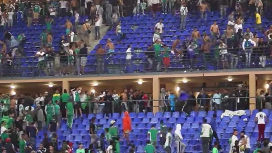 Vandalismo: arrancan 2.000 asientos en el estadio de Marrakech