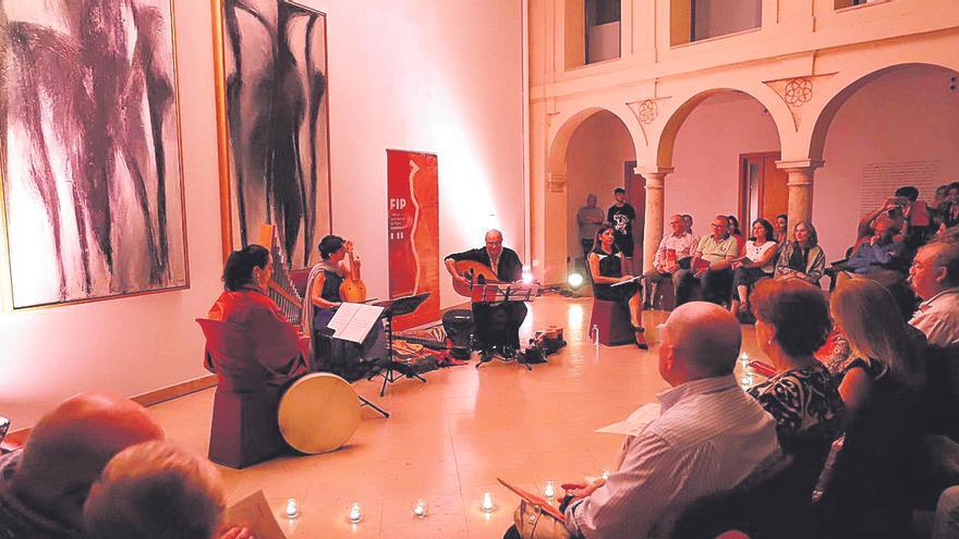 Maridaje de música y perfume en la sala Pepe Espaliú