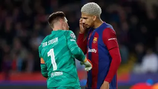 El Barça se carga a Ter Stegen y designa a Araujo como nuevo capitán