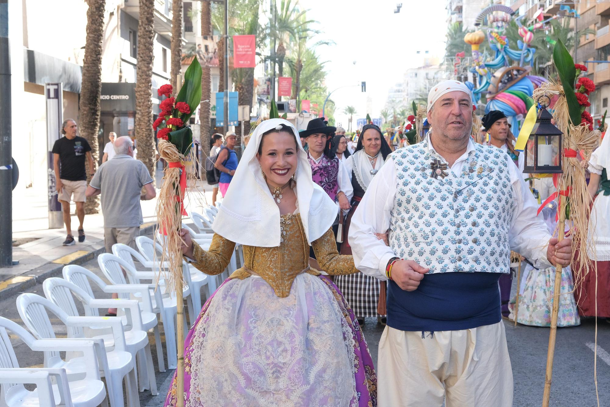 Emotiva ofrenda floral a la Patrona