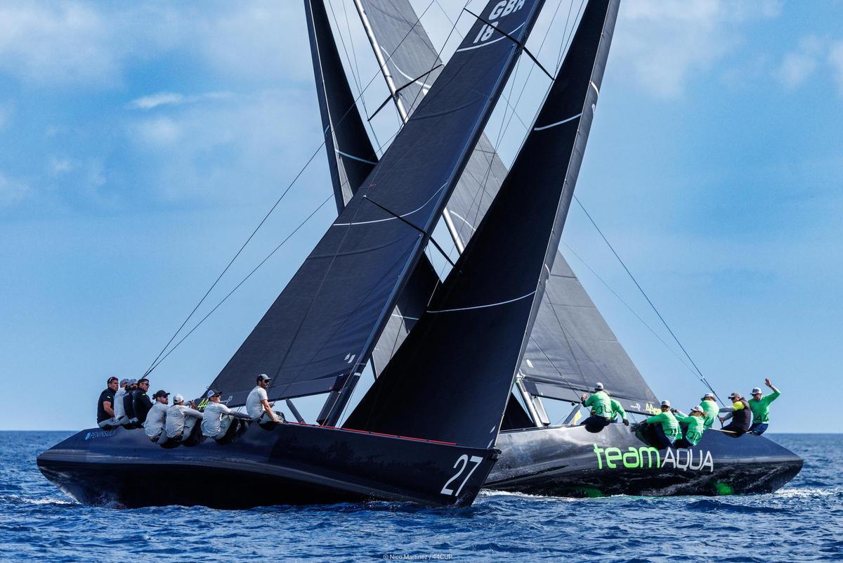 La tripulación del 'Aqua' durante una de las regatas de la competición 44CUP Calero Marinas en Lanzarote.