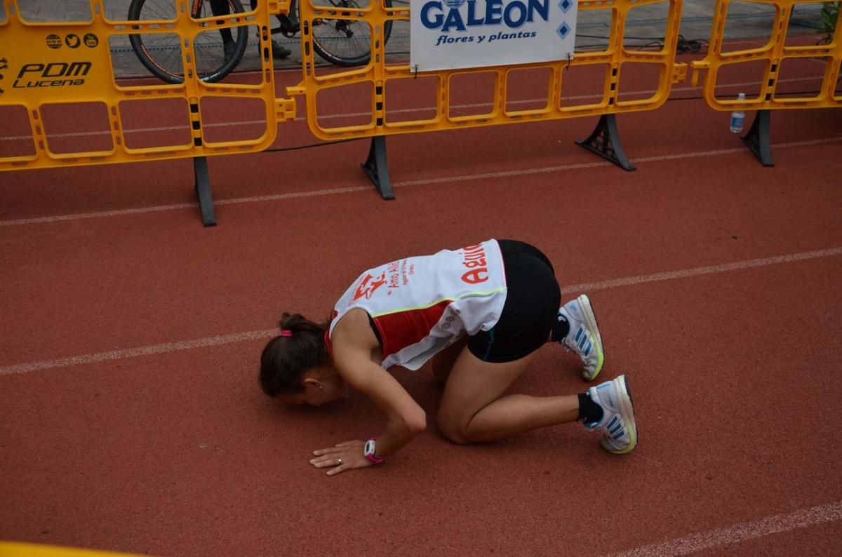 Javier Arcas y Fátima Ouhaddou vencen en la Media Maratón de Lucena